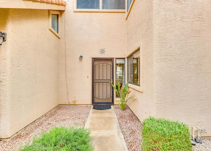 Holiday home 2 Mi To Dtwn: W/ Patio In Mesa!