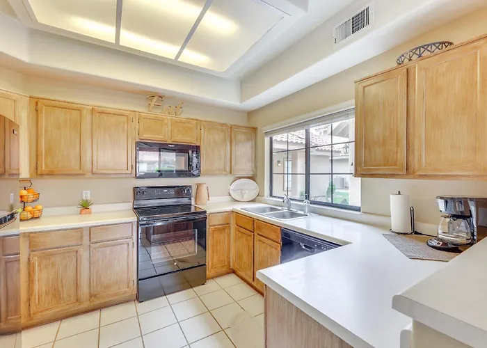 2 Mi To Dtwn: W/ Patio In Mesa! *